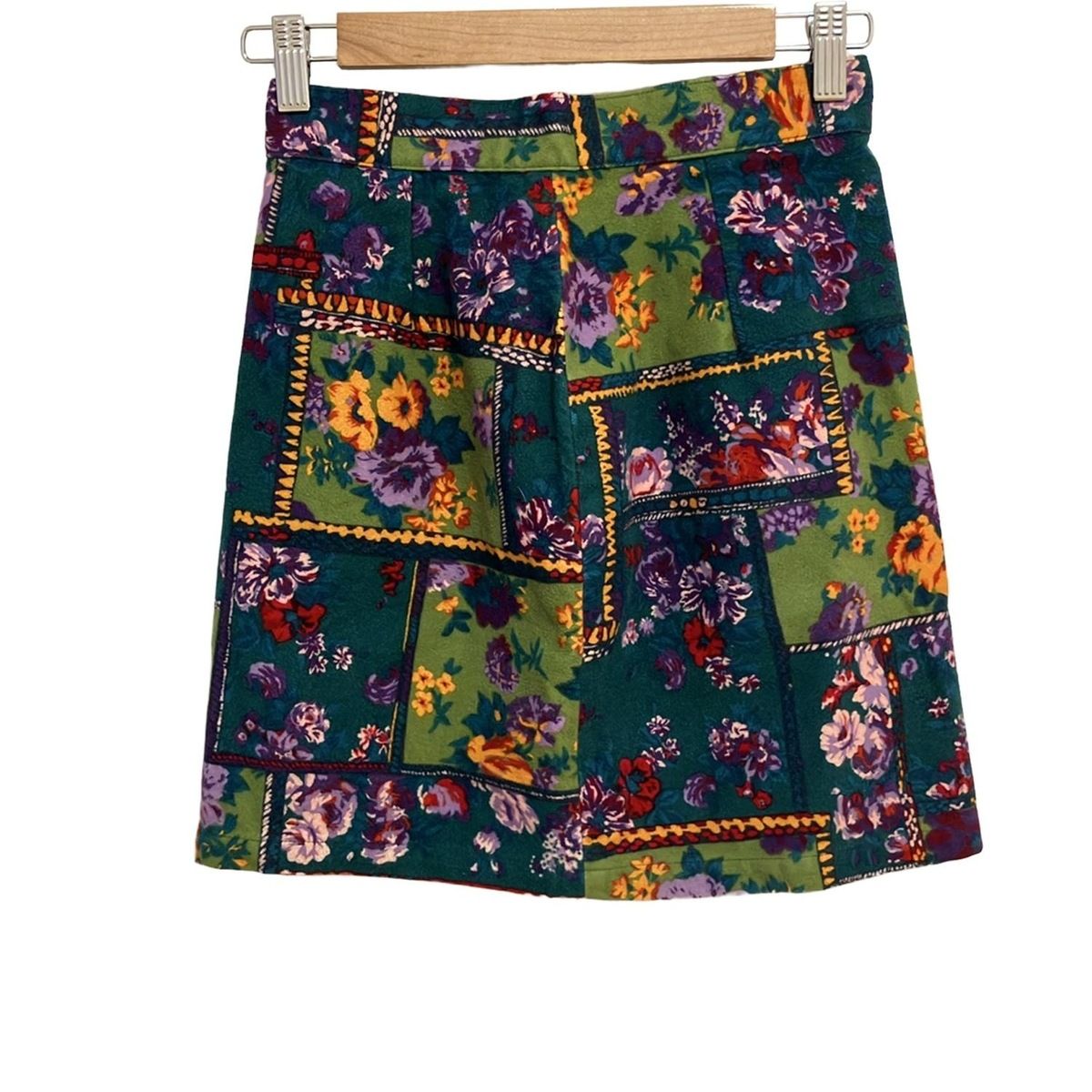 新品タグ付き KENZO ケンゾー パンツスカート ハーフパンツ 63 新品タグ付き KENZO ケンゾー パンツスカート ハーフパンツ 63