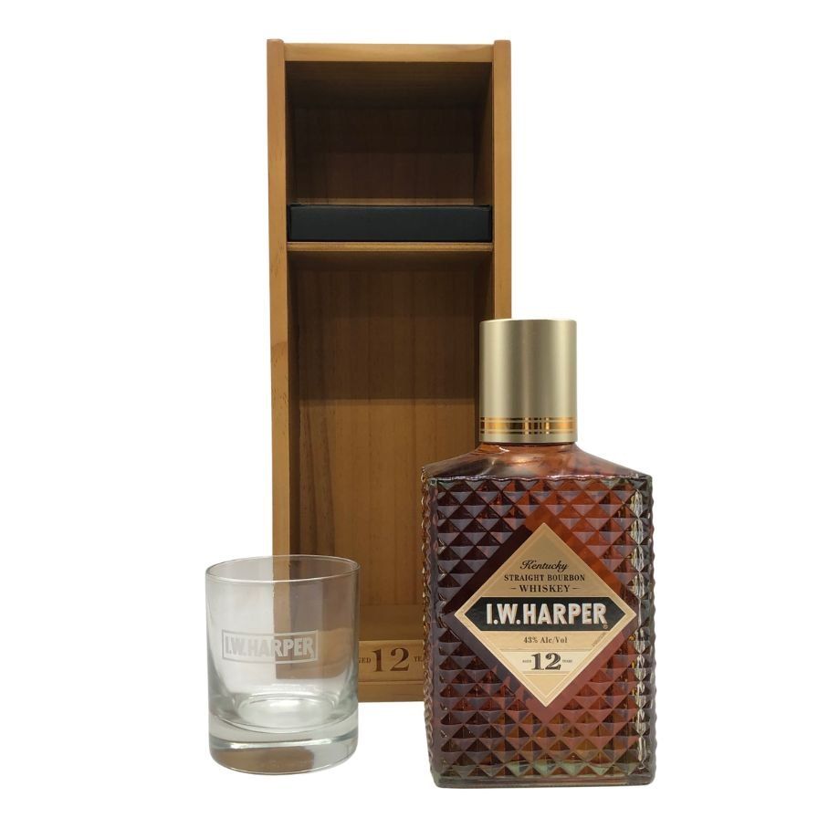 I.W. ハーパー 12年 木箱 グラス付き 700ml 43%【O4】 - メルカリ