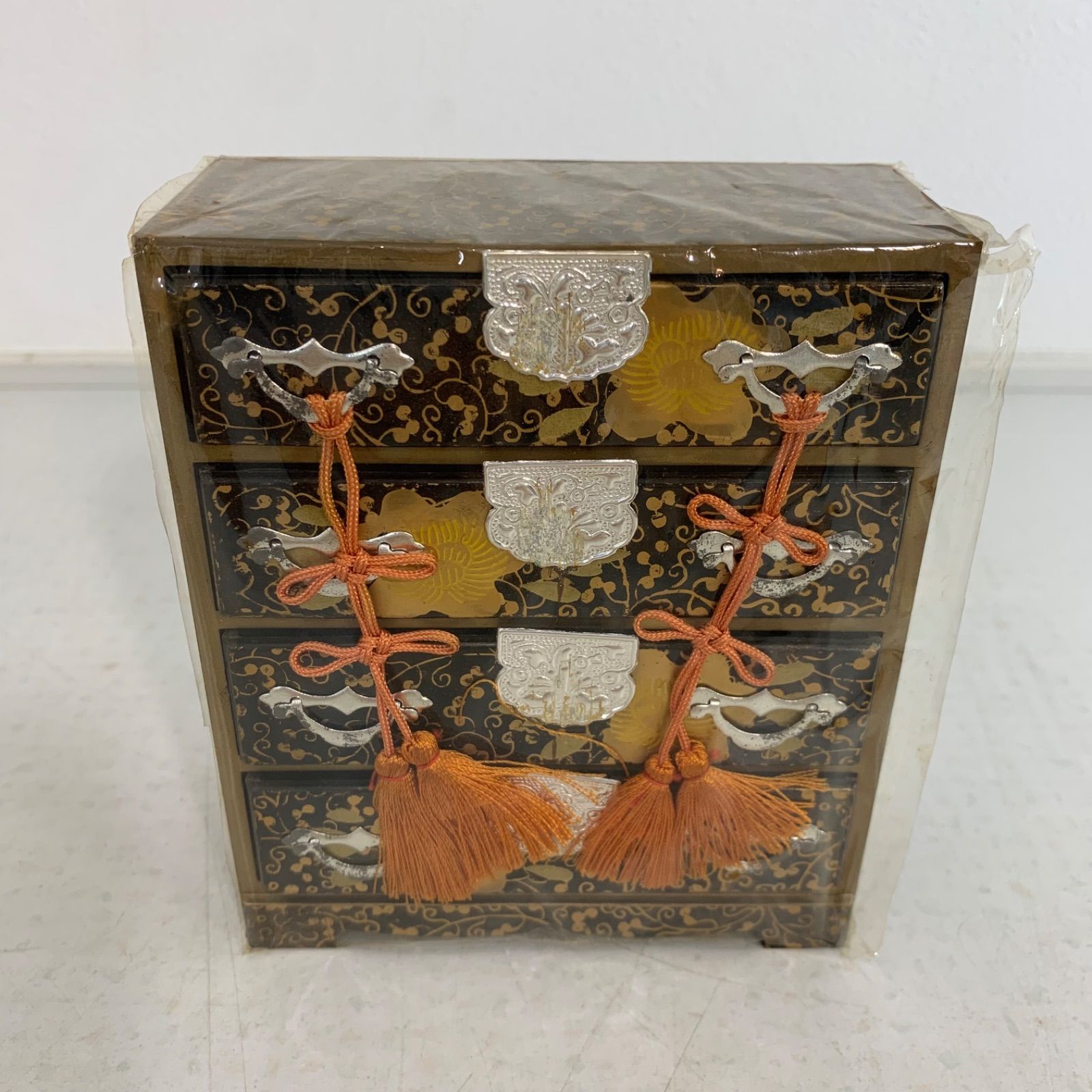 古い雛道具◇御三ツ揃◇木製 蒔絵 唐草 漆器 雛人形 骨董 ドール