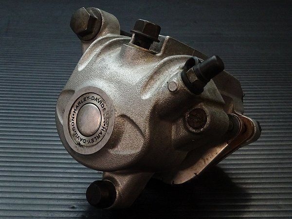分解洗浄済 ♪ ハーレー スポーツスター XL883L-I 純正 リアブレーキキャリパー ♪ E3727 USTAUSTRALIA_COM_AU