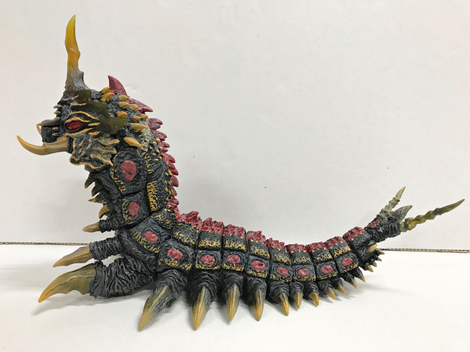 30.【開封】S.H.MonsterArts バトラ(成虫)＆バトラ(幼虫) Special