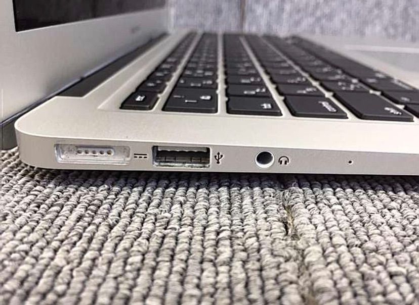 即購入可能】MacBookAir A1466 Apple ノートパソコン - メルカリ