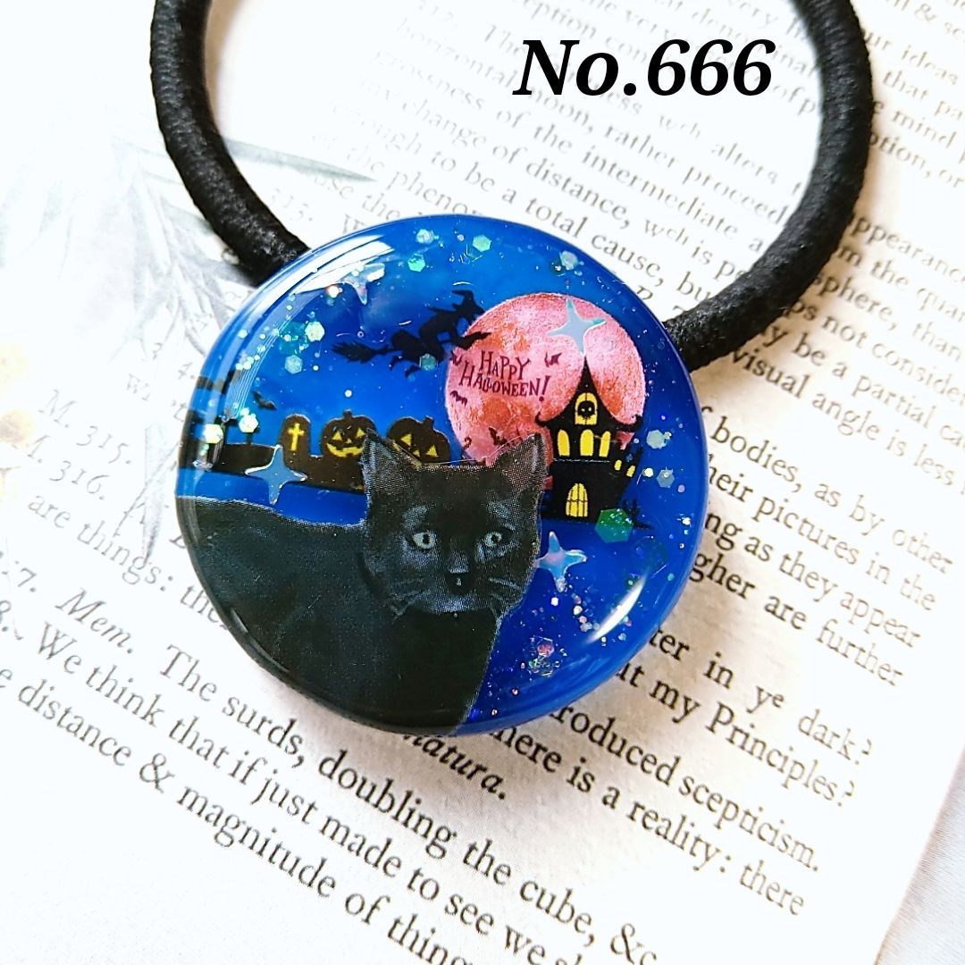 猫　レジンヘアゴム　ハロウィーンの仲間 猫 レジンヘアゴム ハロウィーンの仲間 レジン 猫 ヘアゴム