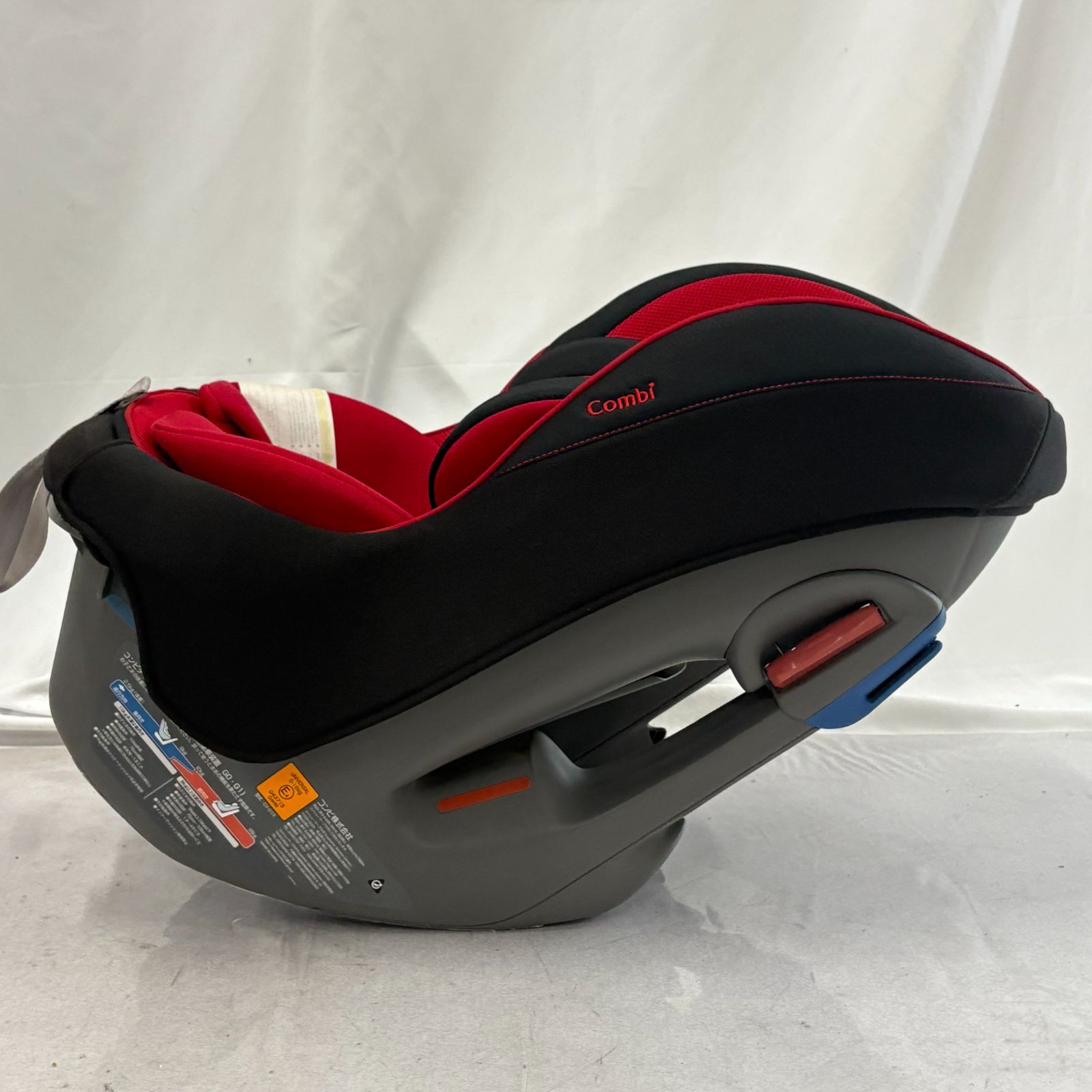美品　コンビ　ミニマグランデ EG エッグショック 黒赤 美品 コンビ ミニマグランデ EG エッグショック 黒赤 - メルカリ