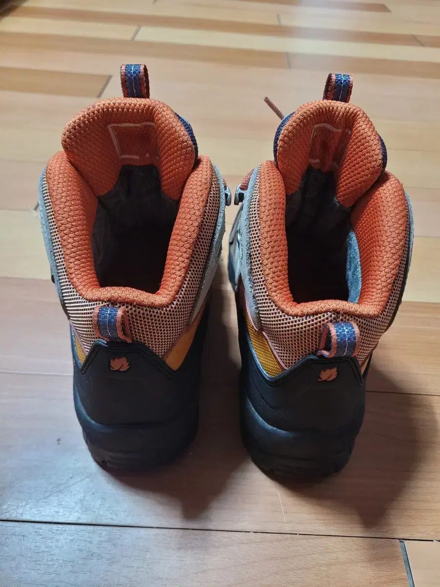 LAFUMA ラフマ LGK501 ハイキングブーツ サイズ 245 ー 250mm HRDEVELOPMENT_JP