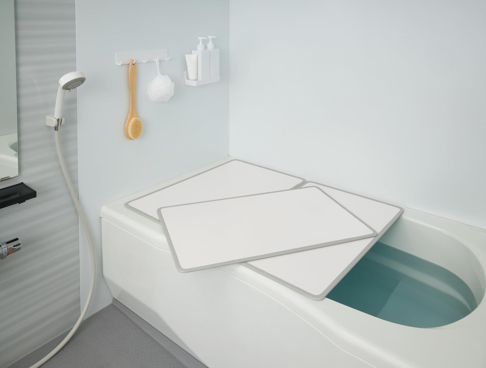 人気商品 ミエ産業 EC Ag＋抗菌 アルミ組み合わせ風呂フタ 製品サイズ 68×108cm 2枚組 アイボリー|ブルー リバーシブルカラー M11_IV_BL