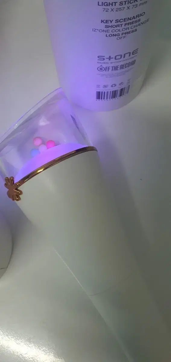 IZ*ONE アイズワン 奈子 ペンライト 【公式通販】