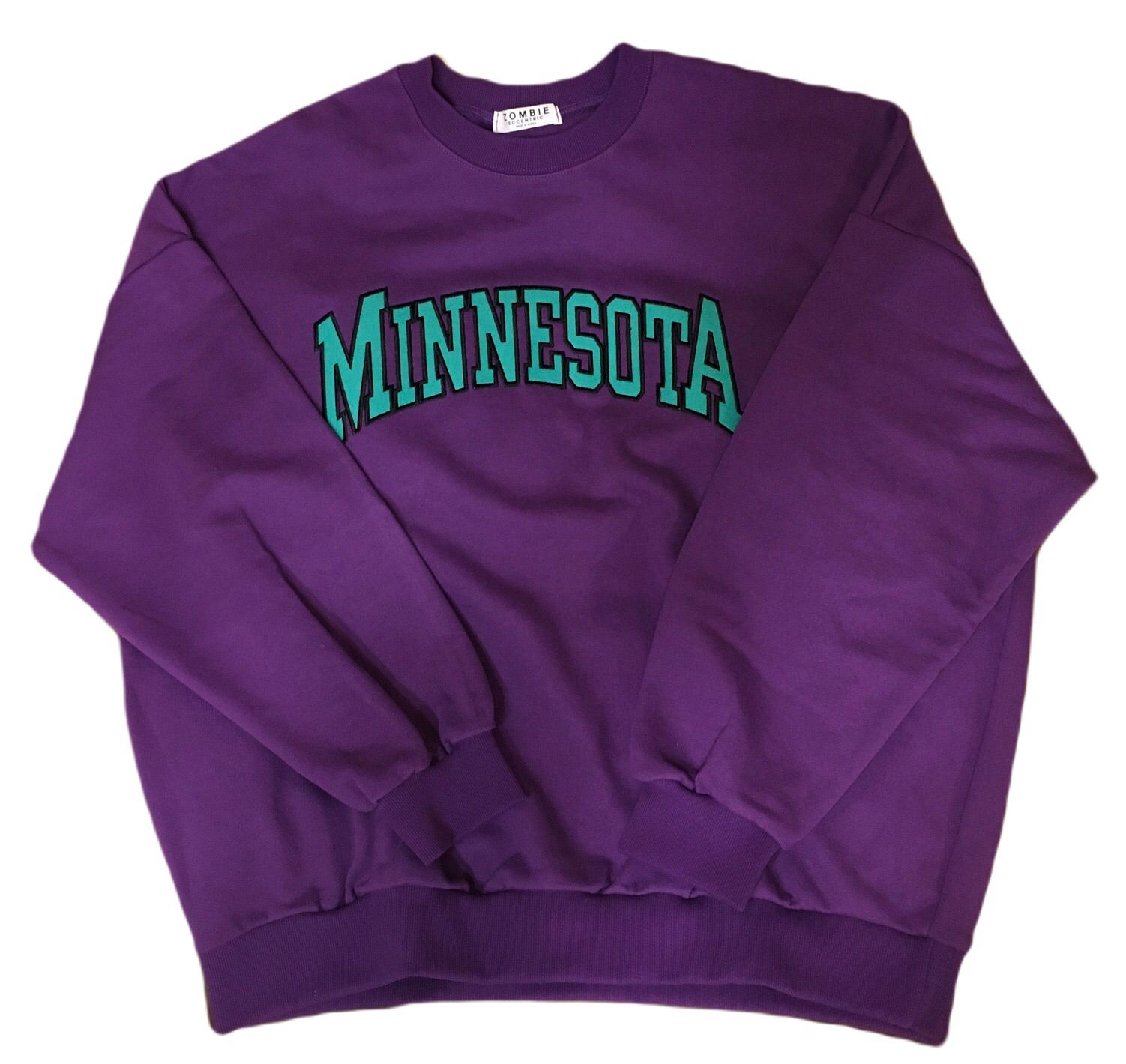 MINNESOTA/ミネソタ カレッジロゴ スウェット 黒 なえなのさん着用 