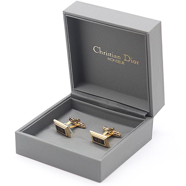 美品❗️Christian Dior ゴールドカフス　正規保管箱付き 箱付 良品 クリスチャンディオール カフス ゴールドカラー
