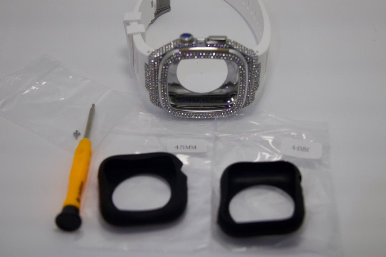 Apple Watchカバーケース