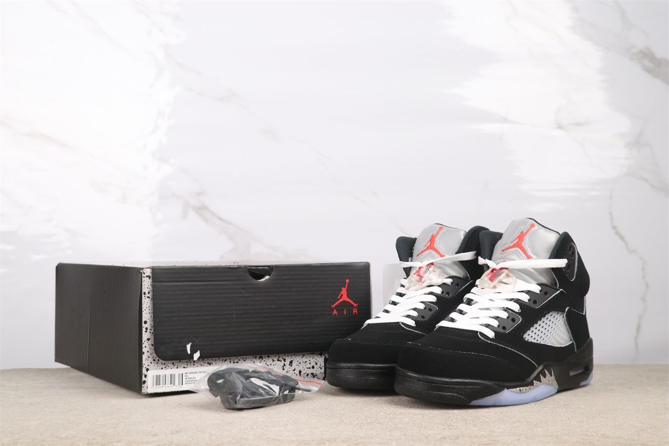 ブラックメタリック リイマジンド