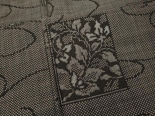 平和屋着物●本場大島紬　7マルキ　吉祥花文　正絹　逸品　CAAW8698yc 平和屋着物□本場大島紬 7マルキ 流水吉祥文 正絹 逸品 CAAV4088in