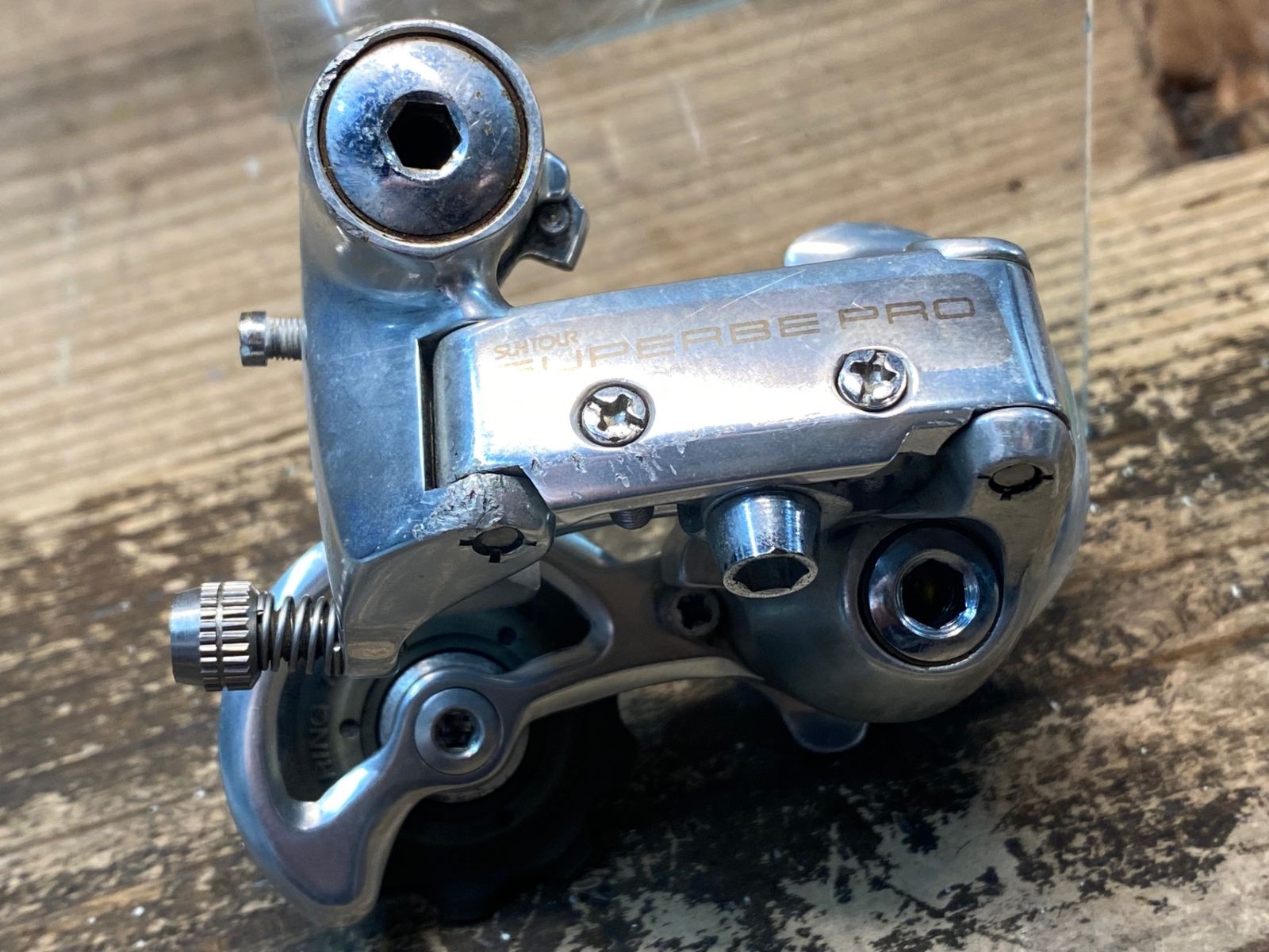 サンツアー（SunTour）シュパーブプロ（SUPERBE Pro）リアハブ中古 Yahoo!オークション -「サンツアー シュパーブ ハブ」の落札相場