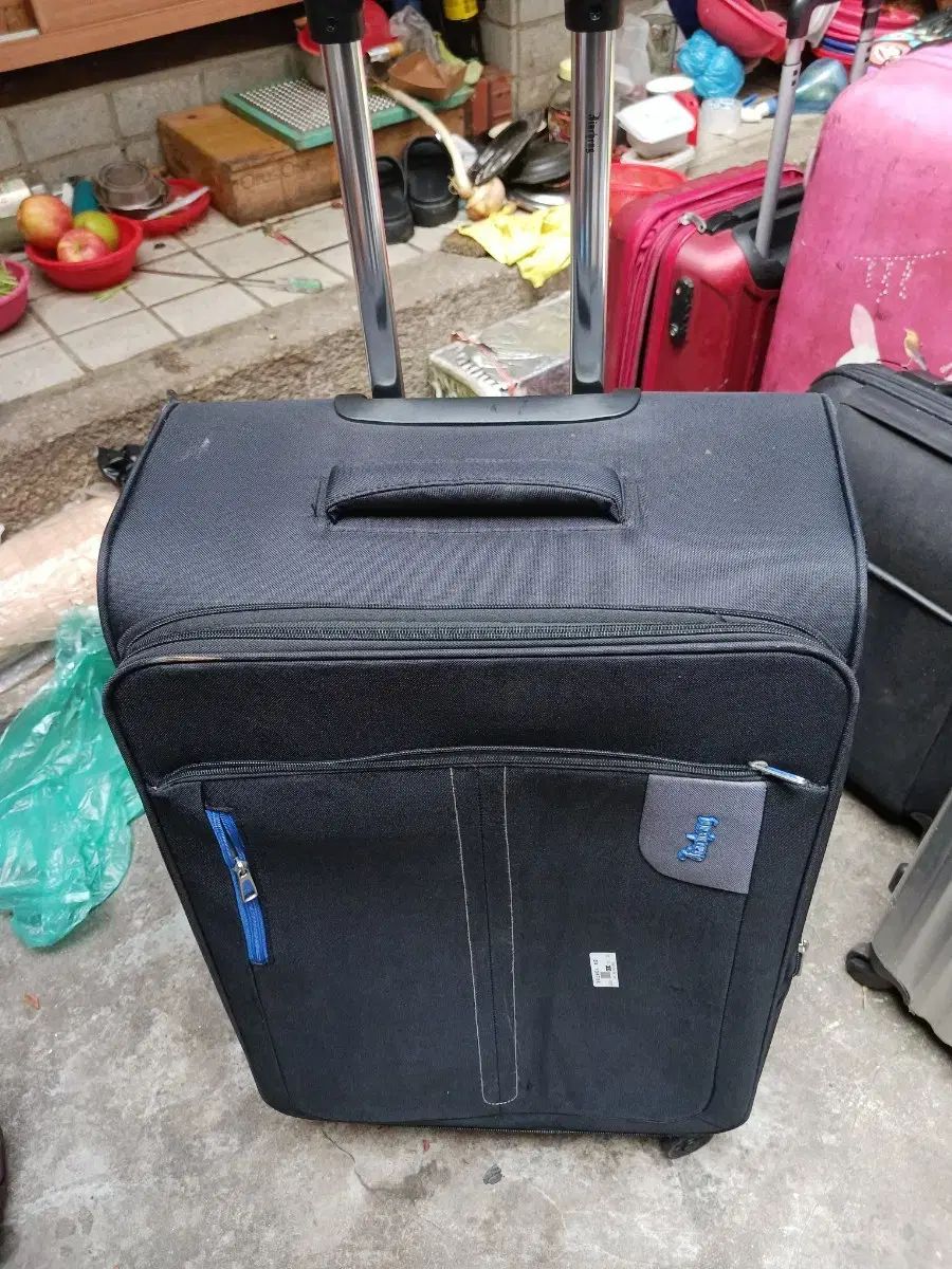 30 インチ 大型 荷物用 ブラック 旅行用 キャリーケース スーツケース