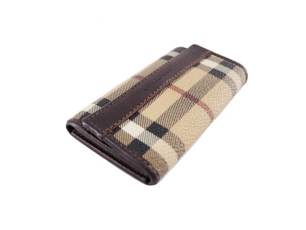 バーバリー BURBERRY