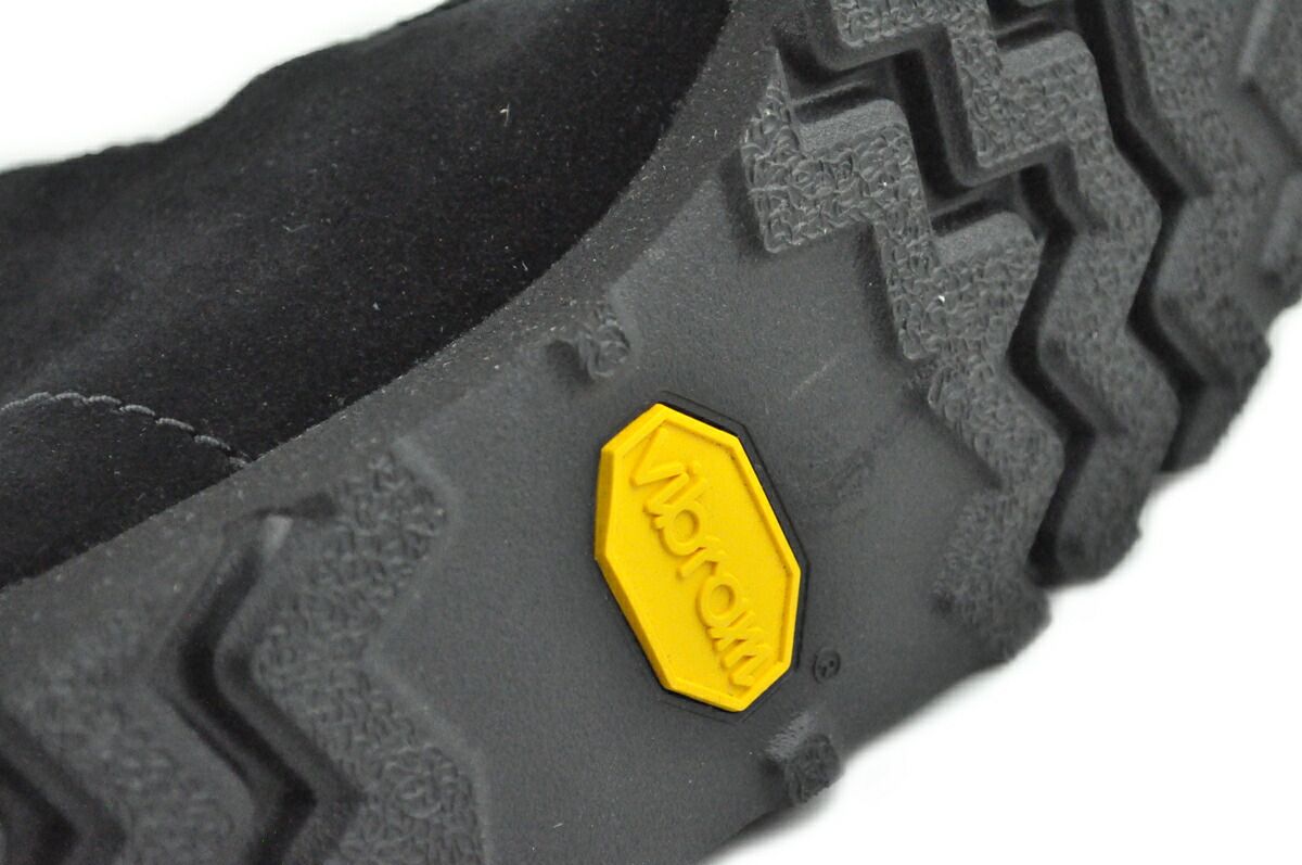 W WALLABEE