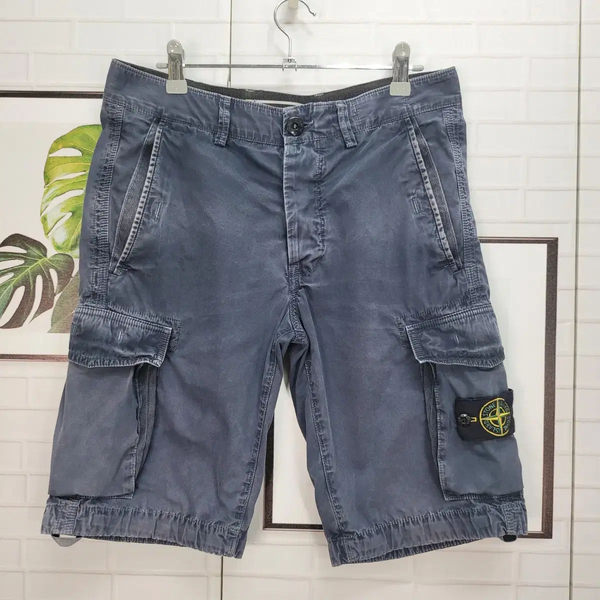 ストーンアイランド　デニムショートパンツ　ハーフパンツ　31 ストーンアイランド デニムショートパンツ ハーフパンツ 31 【公式通販】