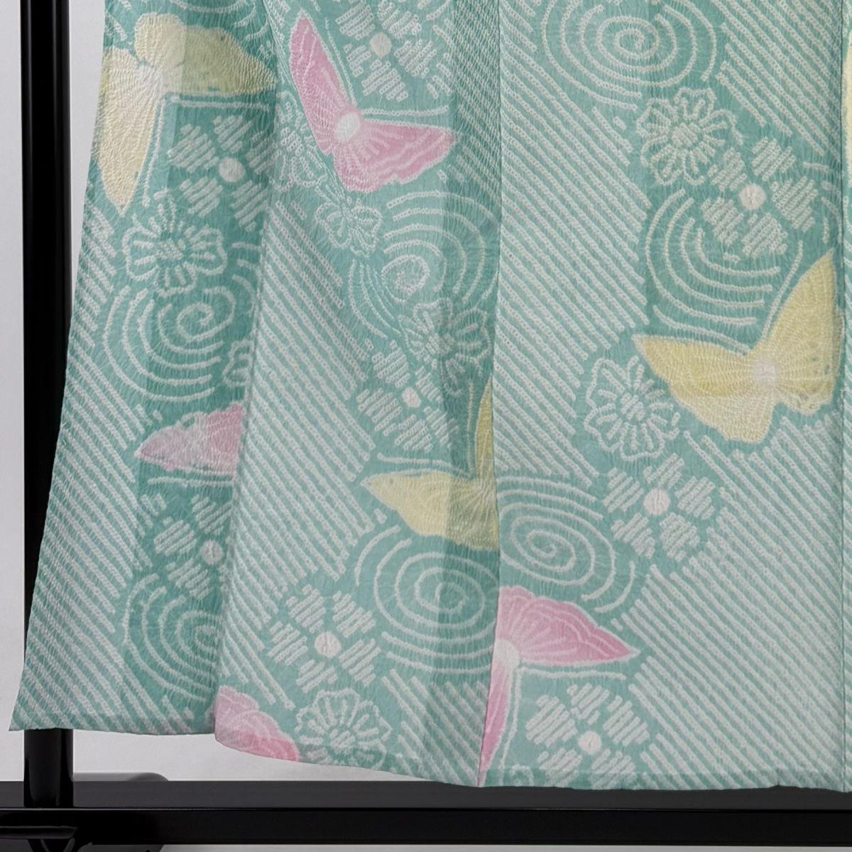 浴衣 身丈155cm 裄丈60.5cm S 絞り浴衣 桜 蝶 薄緑 綿 名品 【