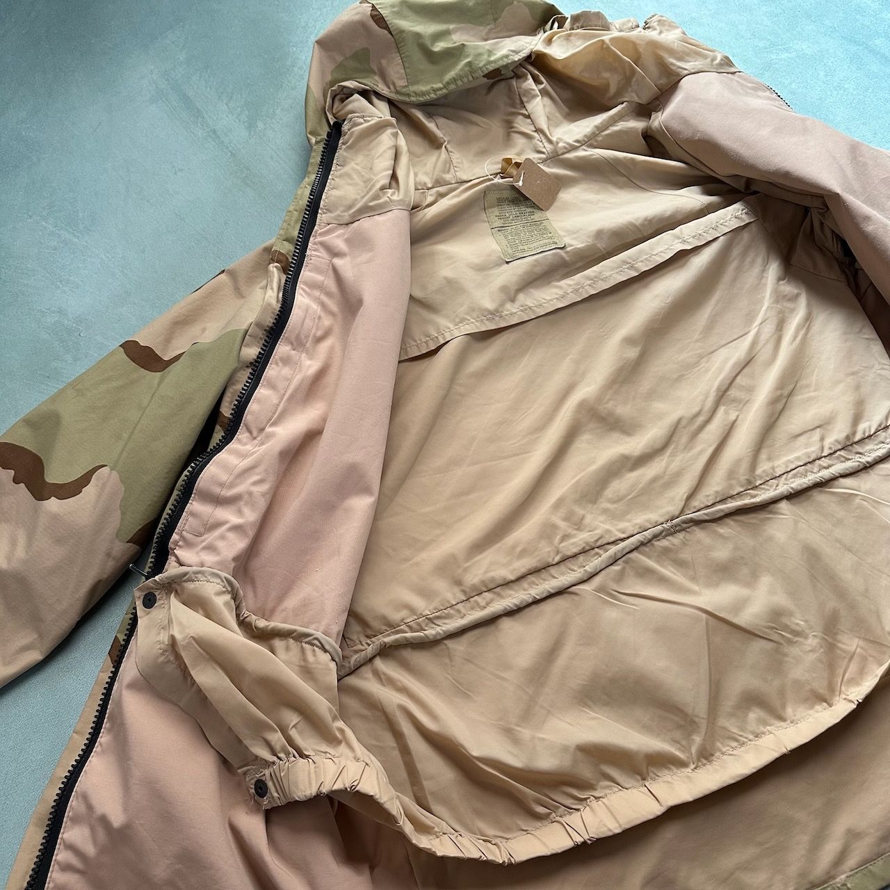 00s US ARMY ECWCS GEN1 デザートカモ エクワックス M-L