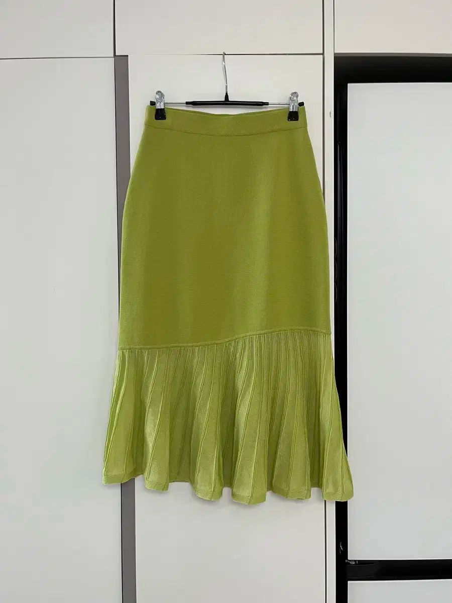 itMICHAA イッミシャ ニット スカート