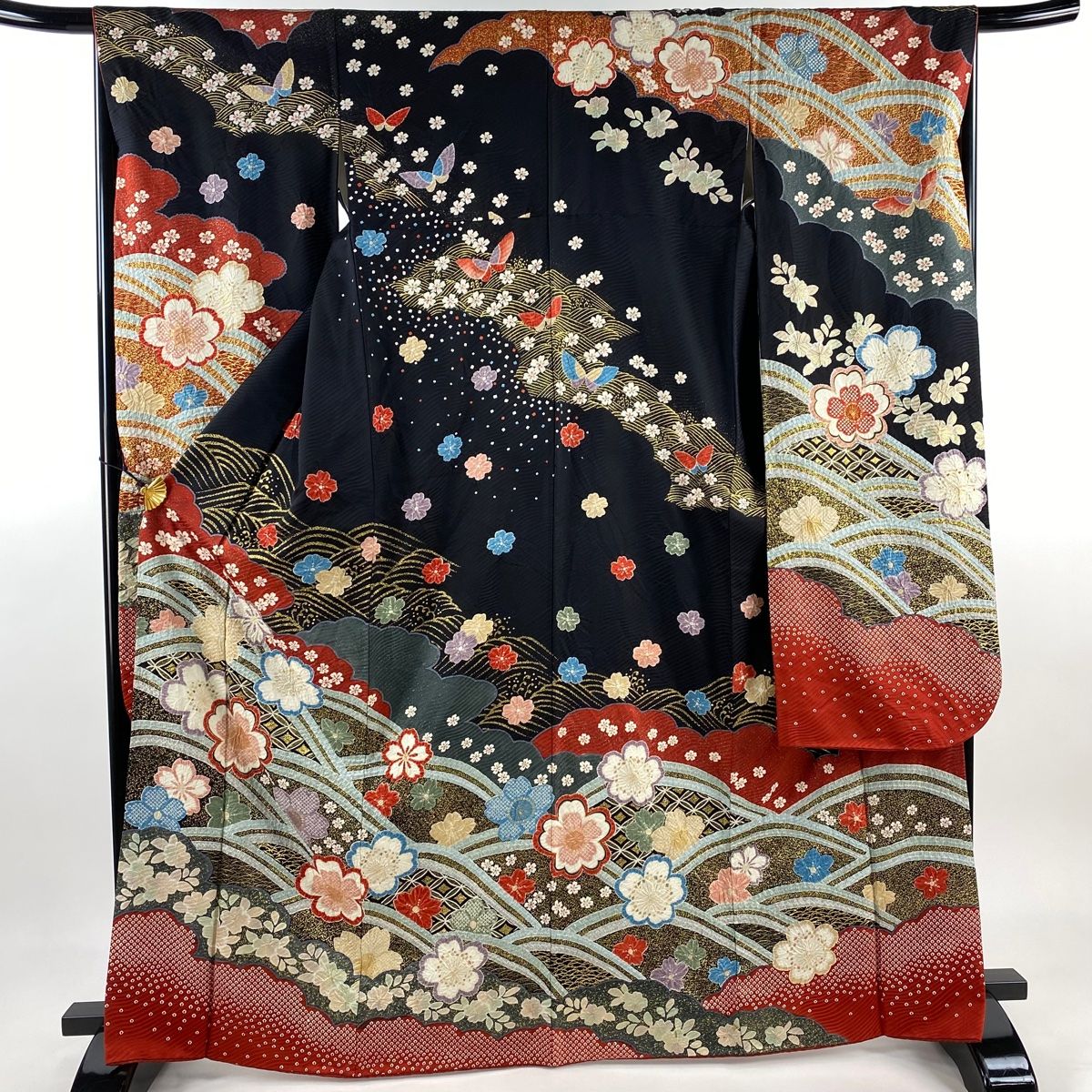 振袖 身丈167.5cm 裄丈66.5cm M 袷 落款 桜 波 金彩 絞り 黒