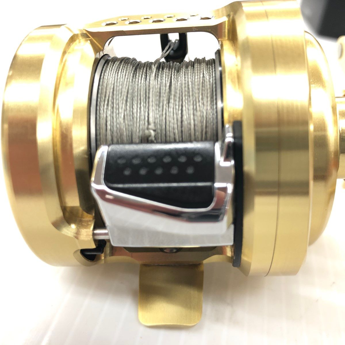σσ【中古】SHIMANO シマノ ベイトリール 15カルカッタコン