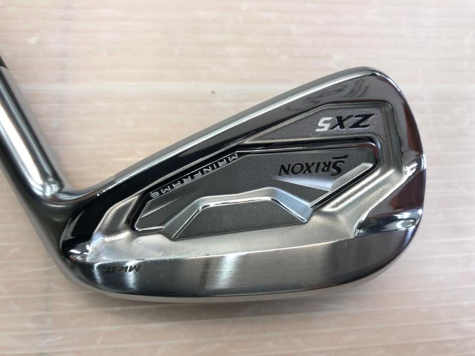 Srixon - 未使用 SRIXON ZX5 NSPRO 950GH DST 4番アイアン SRIXON 特注 6本組 スリクソン ZXi5 / ZXi7 アイアン