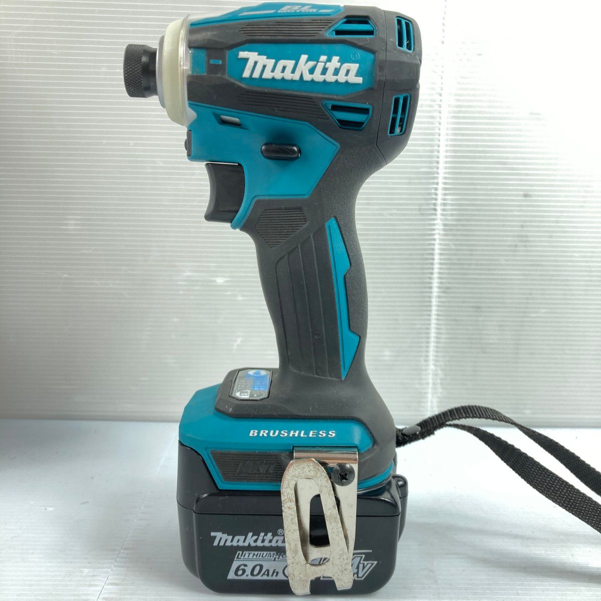 A-17、未使用、マキタ、14.4V TD162D、充電式インパクトドライバ（本体 