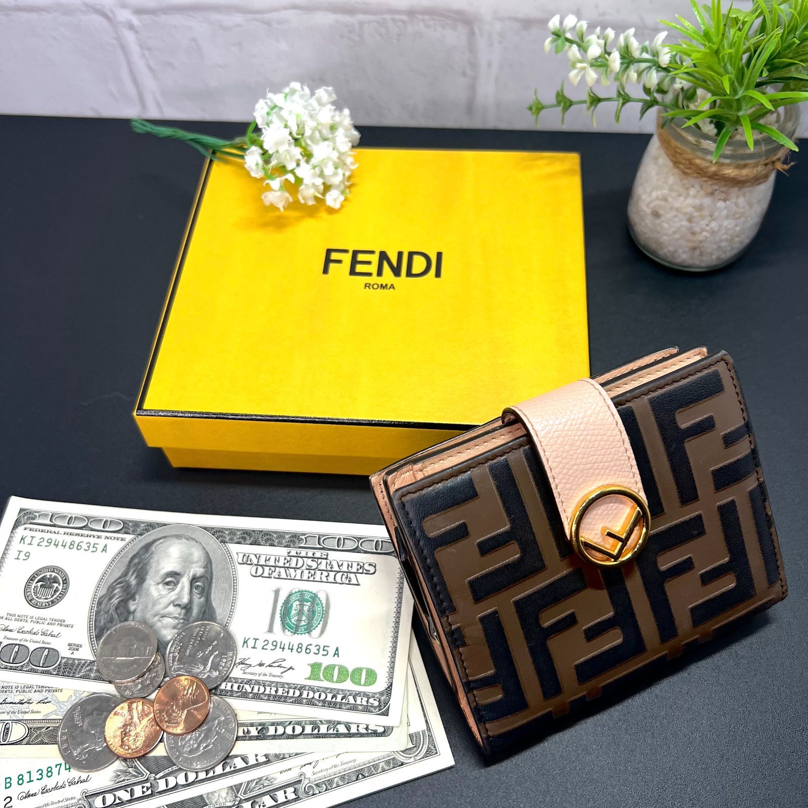 FENDI／フェンディ エフイズフェンディ 二つ折り財布 - メルカリ
