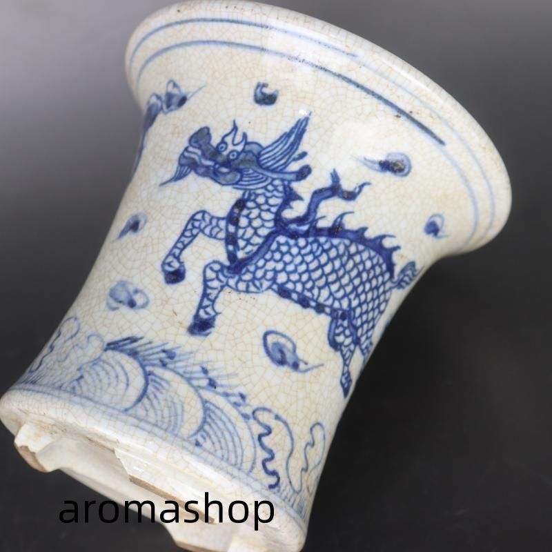 康熙青花穿花麒麟紋獅子壺 景徳鎮 陶磁器 装飾品 現代工芸品美術品 置物 青花麒麟紋三脚香炉 景徳鎮 陶磁器 装飾品 現代工芸品 美術品