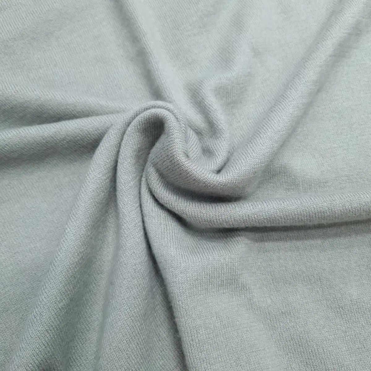 レディース ウールシルク タートルネック ニット セーター