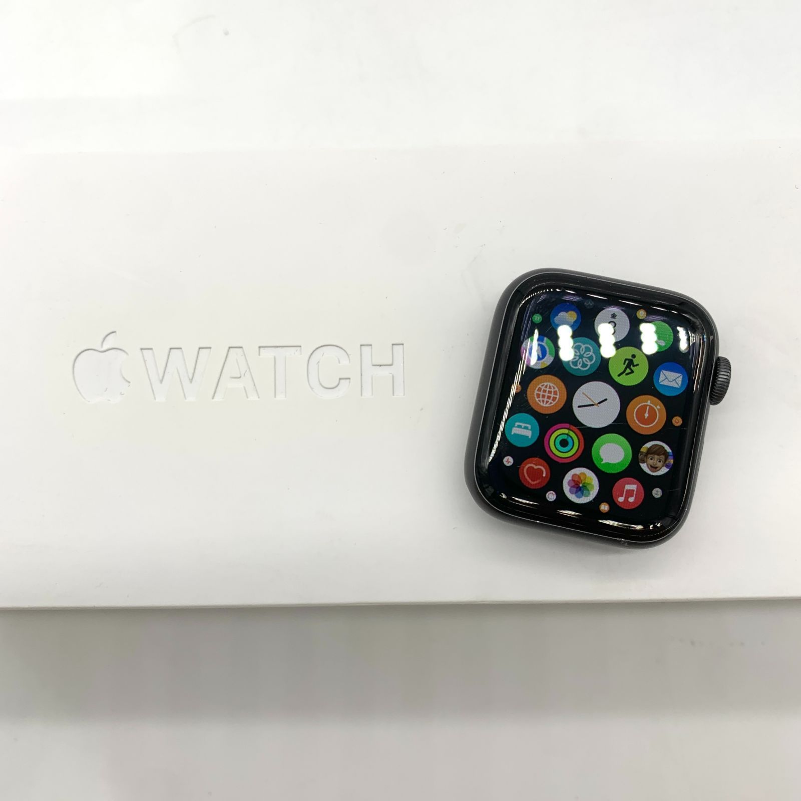 ▽Apple Watch Series 4 GPSモデル 40mm MU662J/A スペースグレイ