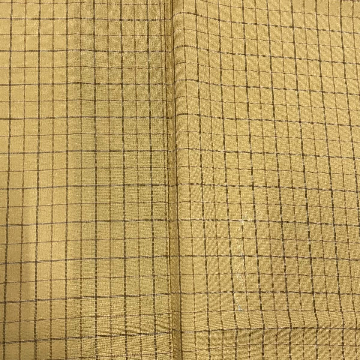 大島紬 身丈156.5cm 裄丈64.5cm M 薄物 格子 薄茶色 正絹 名品 【中古  