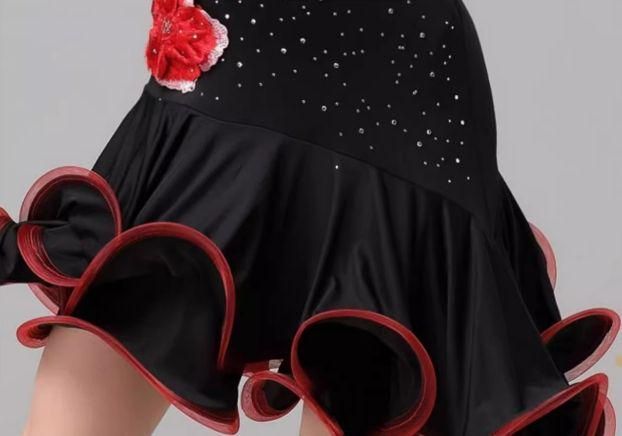 新品未使用セール 社交ダンスドレス ラテンドレス 競技 デモ用
