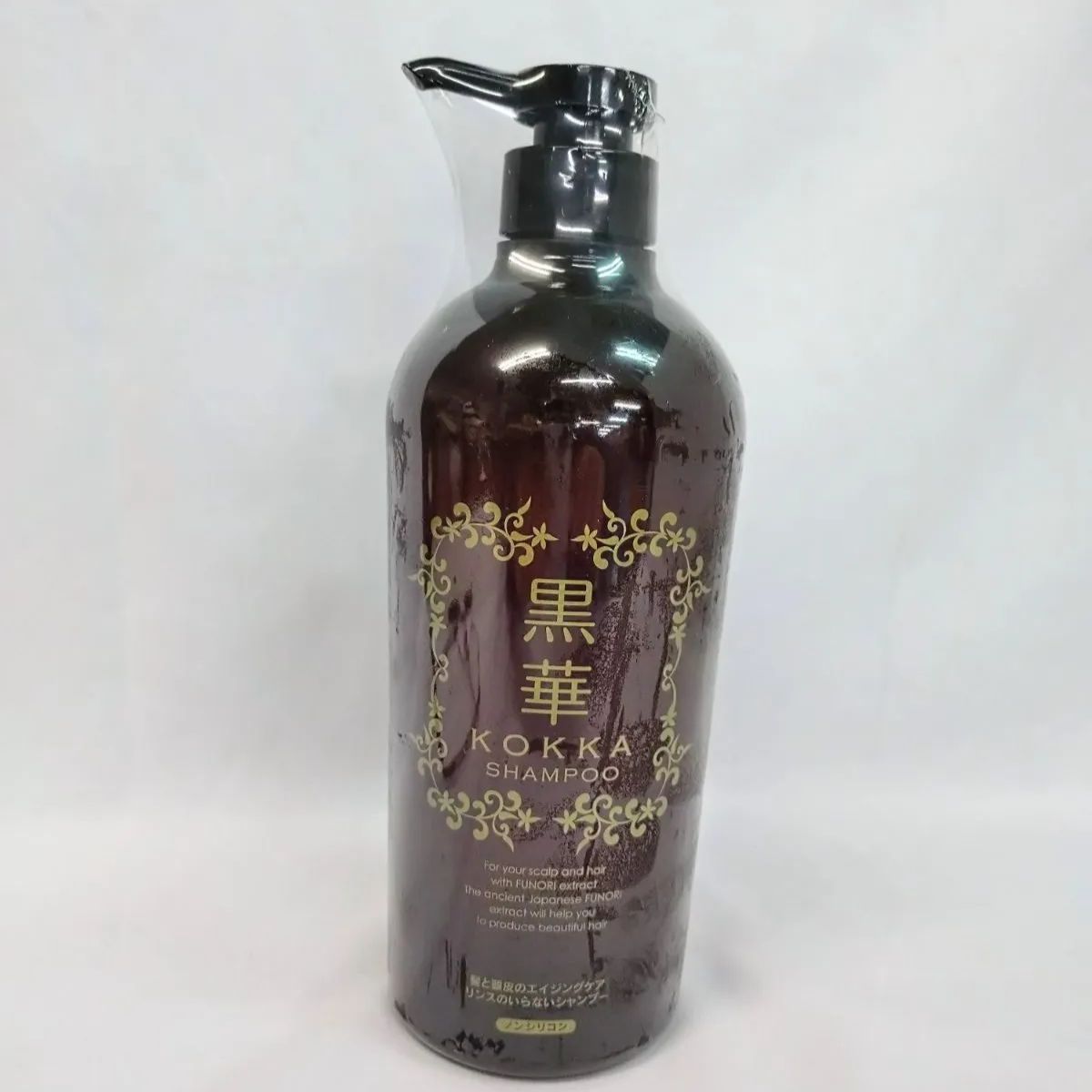 【新品】黒華 シャンプー 780ml KOKKA ノンシリコン 髪と頭皮のエイジングケア リンスのいらないシャンプー　《NO 00543》