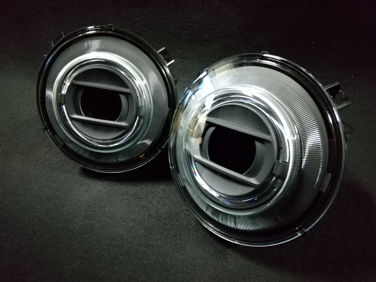 エスティローダー プレストパウダー・リーフペアレントコンパクト