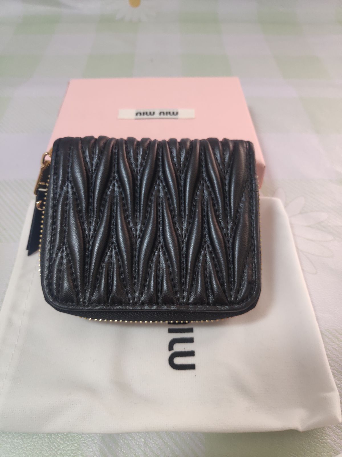 Miumiu|ミュウミュウ 財布