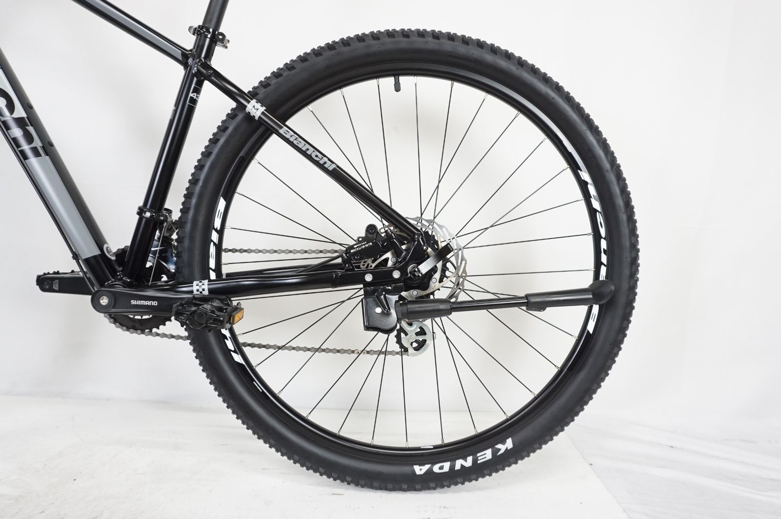 BIANCHI 「ビアンキ」 M0015C 2024年モデル マウンテンバイク