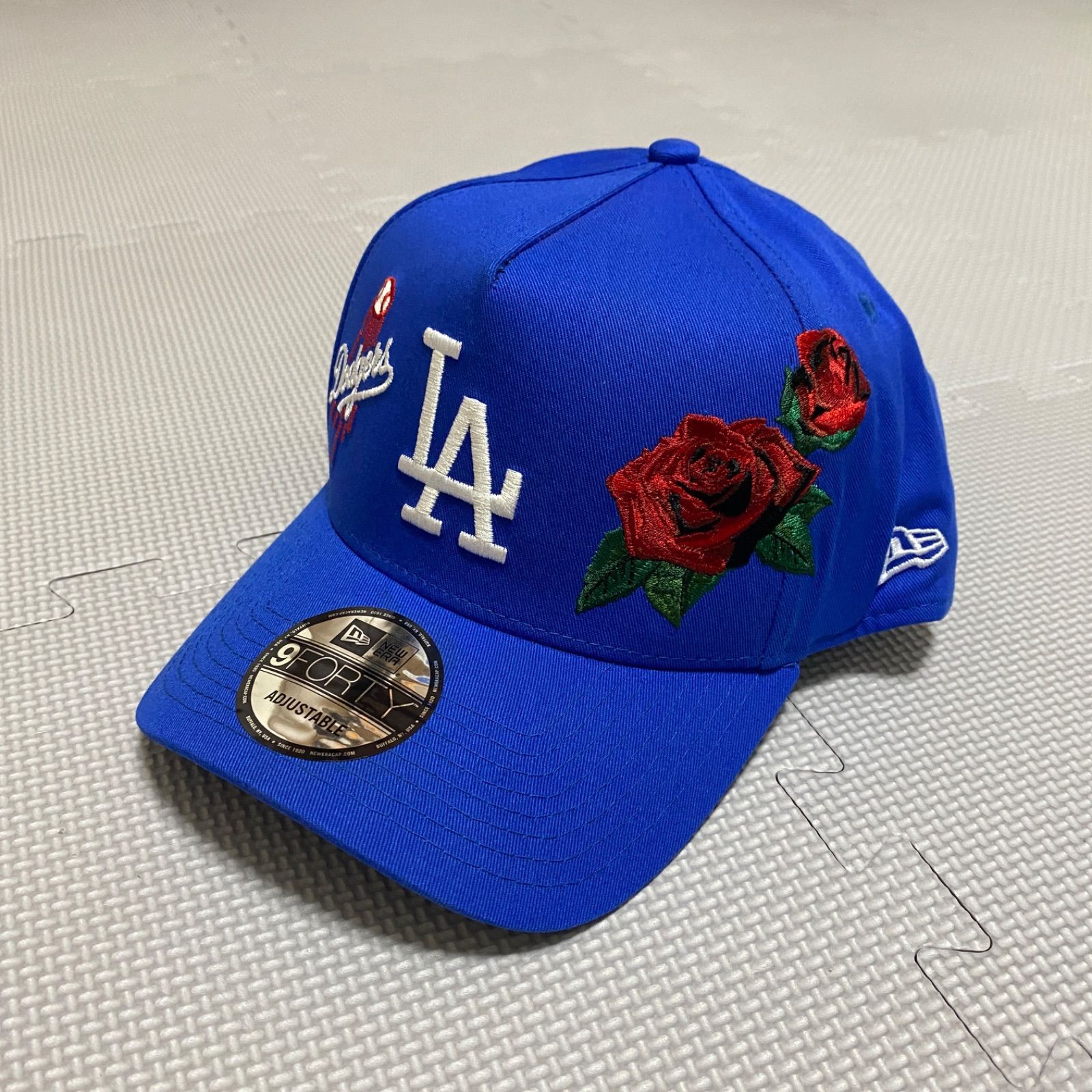 TheNewYouthPark キャラクター刺繍トラッカーキャップ ピンク トラッカーキャップ 刺繍デザイン - メルカリ