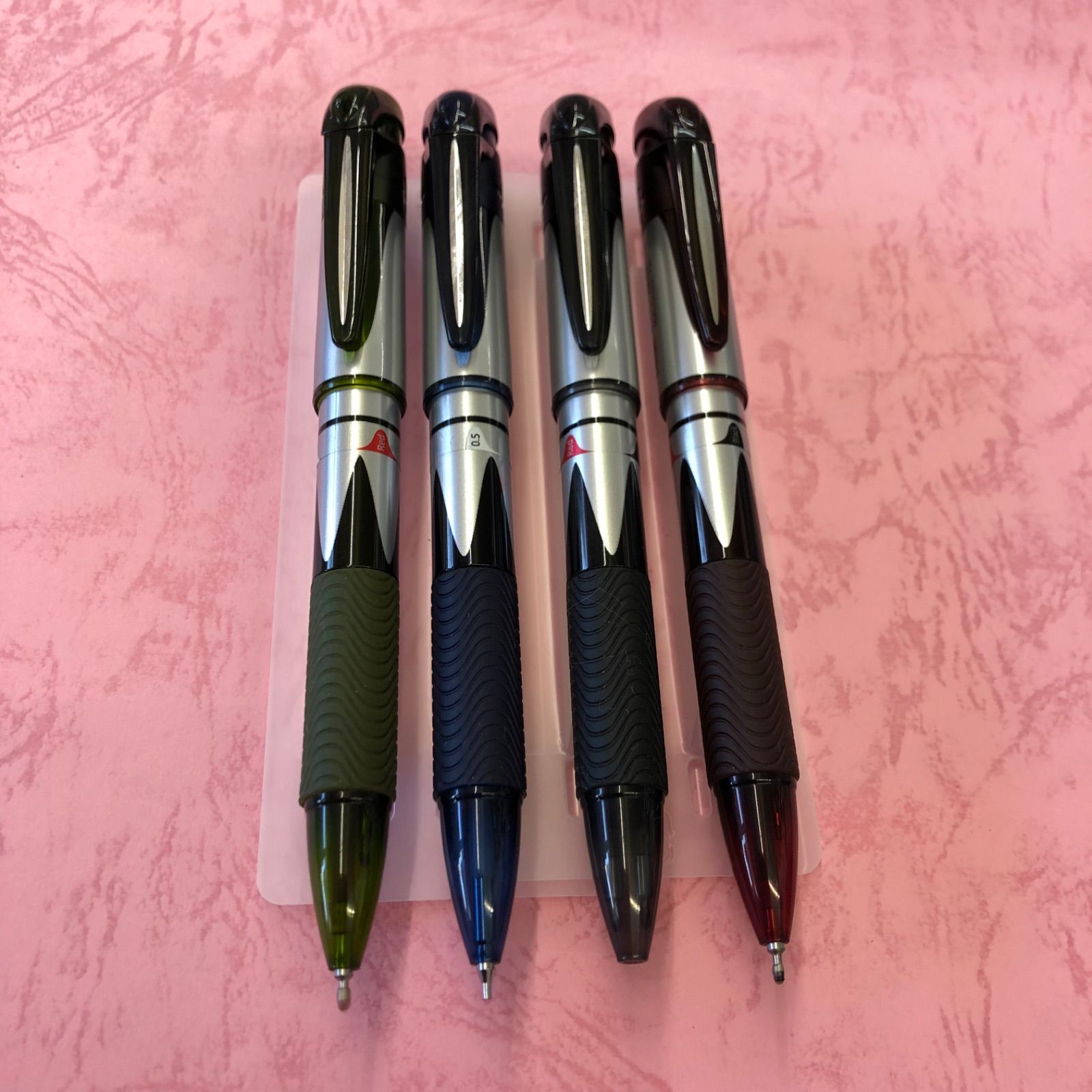 ぺんてる　エナージェル　ボールペン　シャープペン　20本セット ぺんてる 限定 エナージェル 20色セットの通販｜カウネット