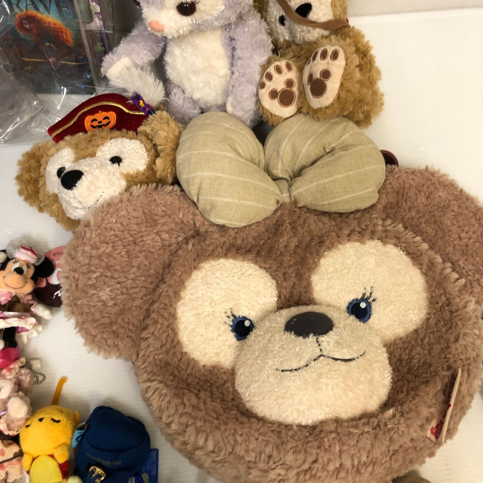 ダッフィー シェリーメイ ディズニーシー キーホルダー バッジ