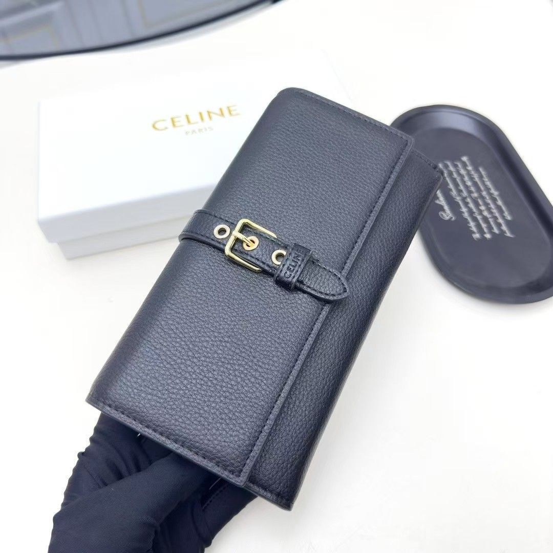 新品未使用 CELINE財布[本日特価|新品未使用品] - メルカリ