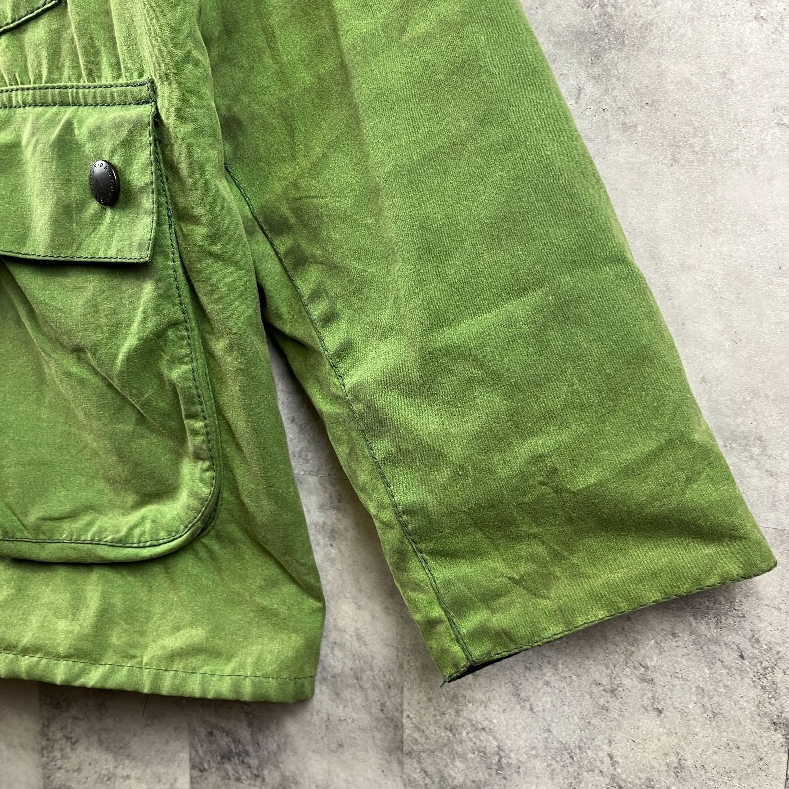 英国製 Barbour バブアー オイルドジャケット Bedale ライト