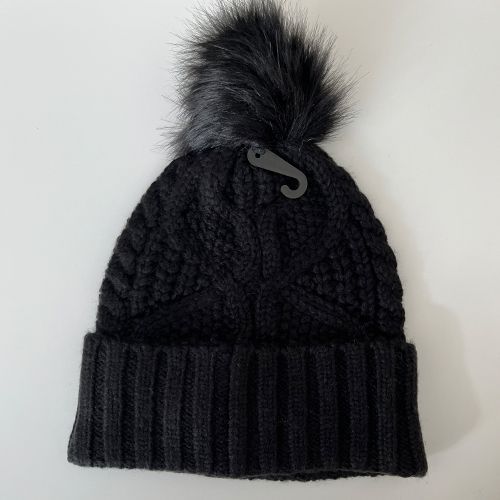 Pom ポンポン付ニット帽