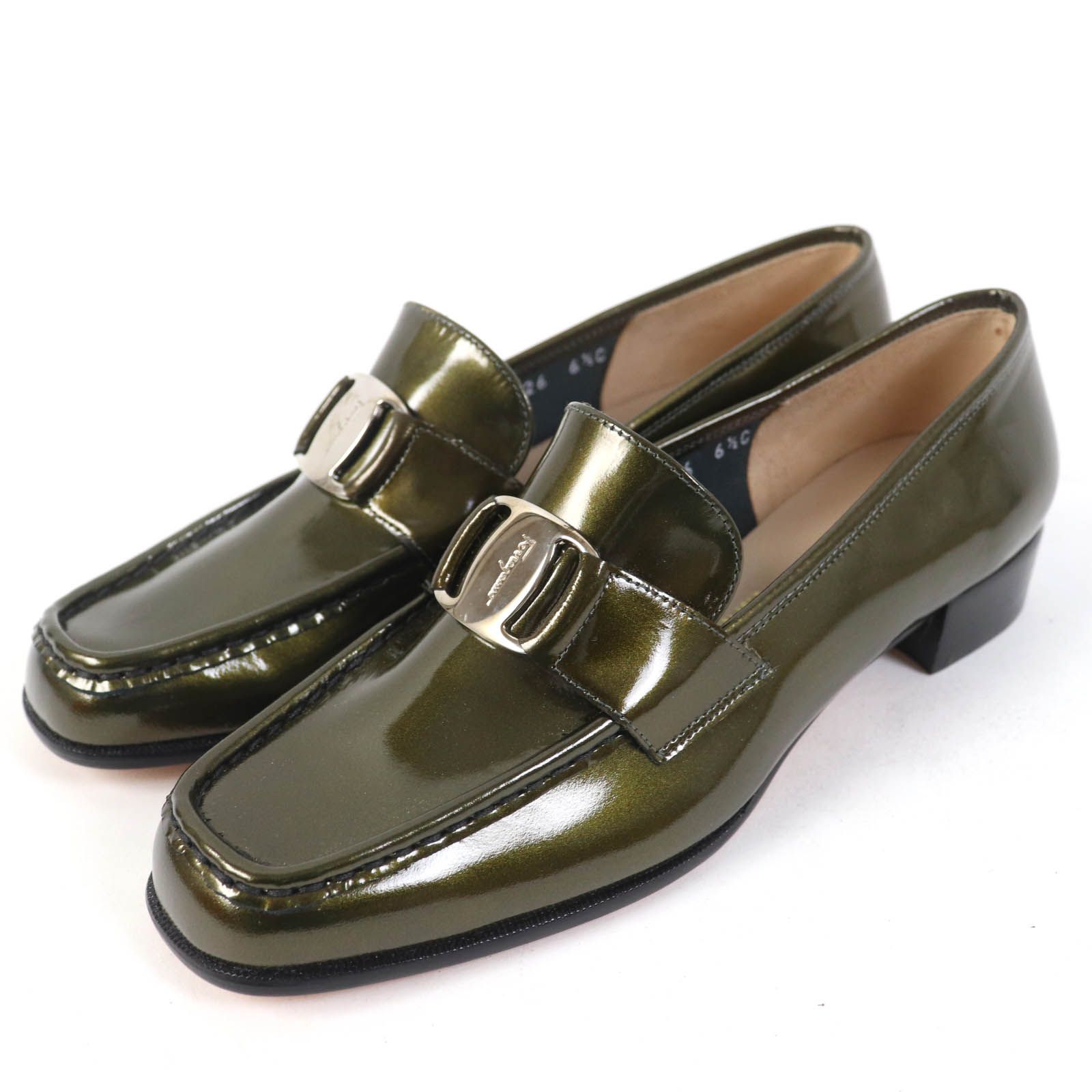 未使用品☆Salvatore Ferragamo サルヴァトーレフェラガモ ヴァラロゴ 