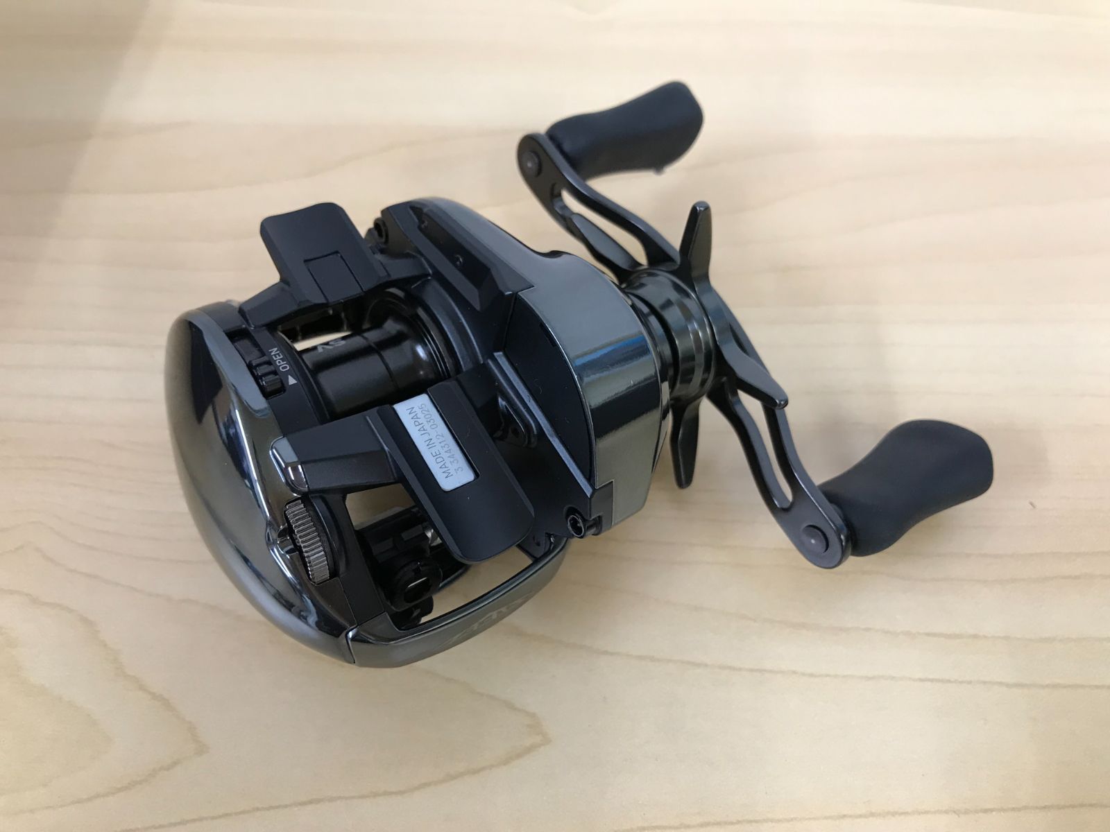 ダイワ(DAIWA) バスベイトリール 24STEEZ(スティーズ) SV TW 100XHL