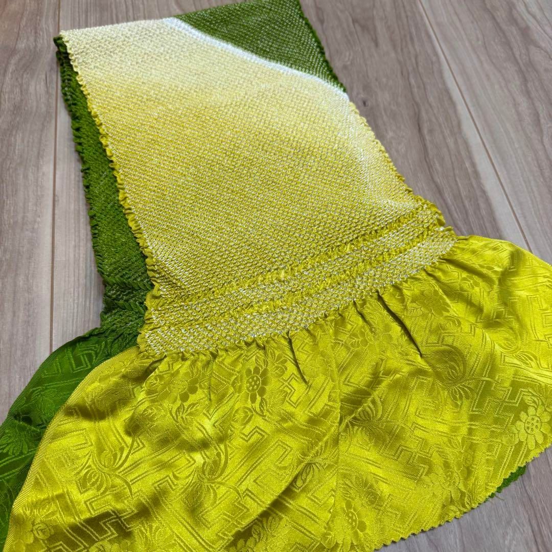 超美品　正絹　振袖用　帯揚げ　帯締め　重ね衿　3点セット　緑　深緑　黄緑 超美品 正絹 振袖用 帯揚げ 帯締め 重ね衿 3点セット 緑 黄緑 赤