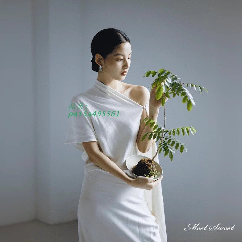 ウェディングドレス ロングドレス スレンダーライン ワンショルダー アシンメト二次会 結婚式 ブライダル 花嫁 前撮り サテン ウエディングドレス pai5a495561