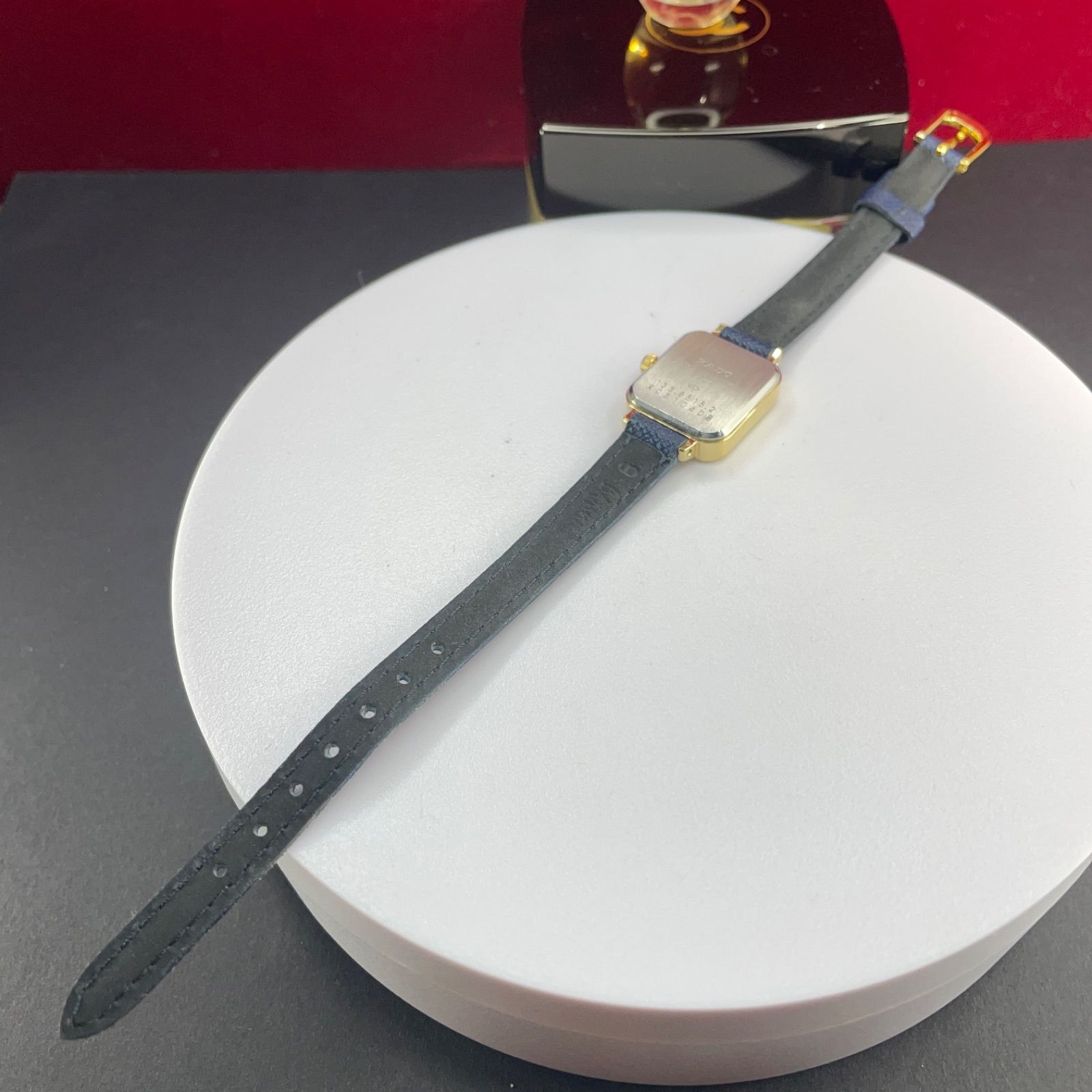 90s RADO QUARTZ 電池交換済 純正リューズ スイス製 腕時計