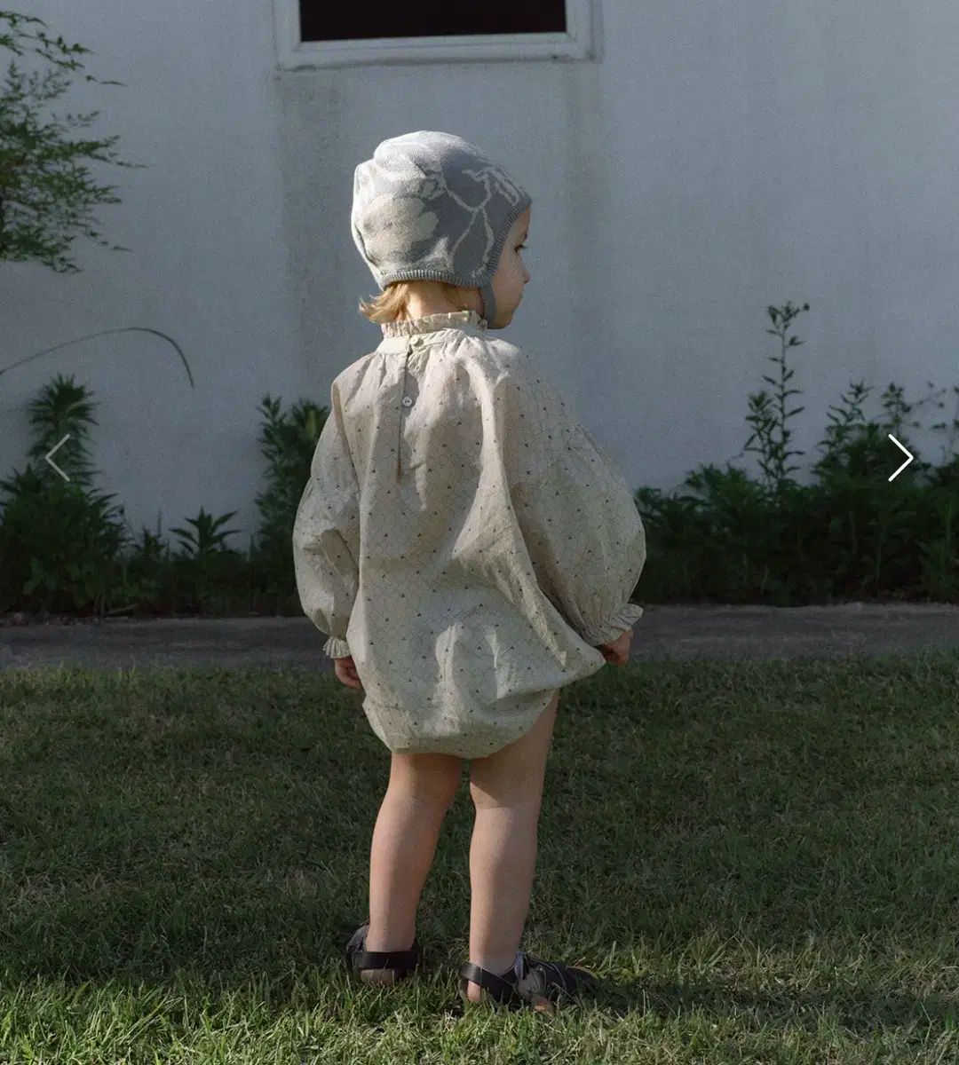 m ボディスーツ